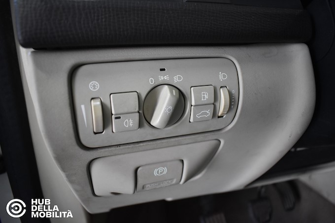 VOLVO XC60 DRIVe Kinetic
